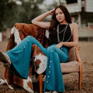 Meet your Posher, Kaylee